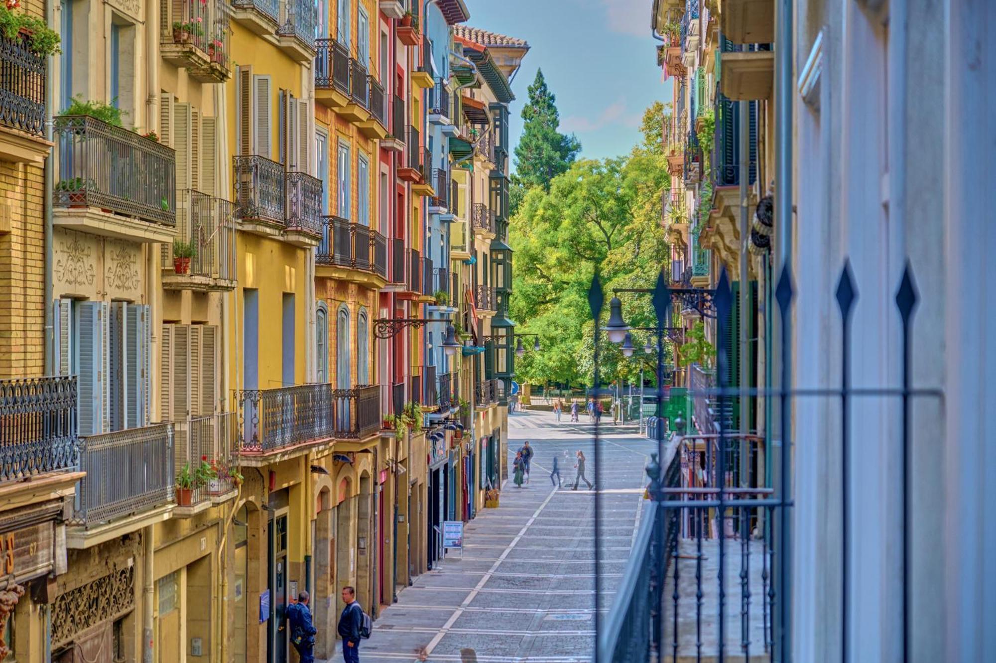 Apartamento Balcon Del Arte By Clabao Pamplona Dış mekan fotoğraf