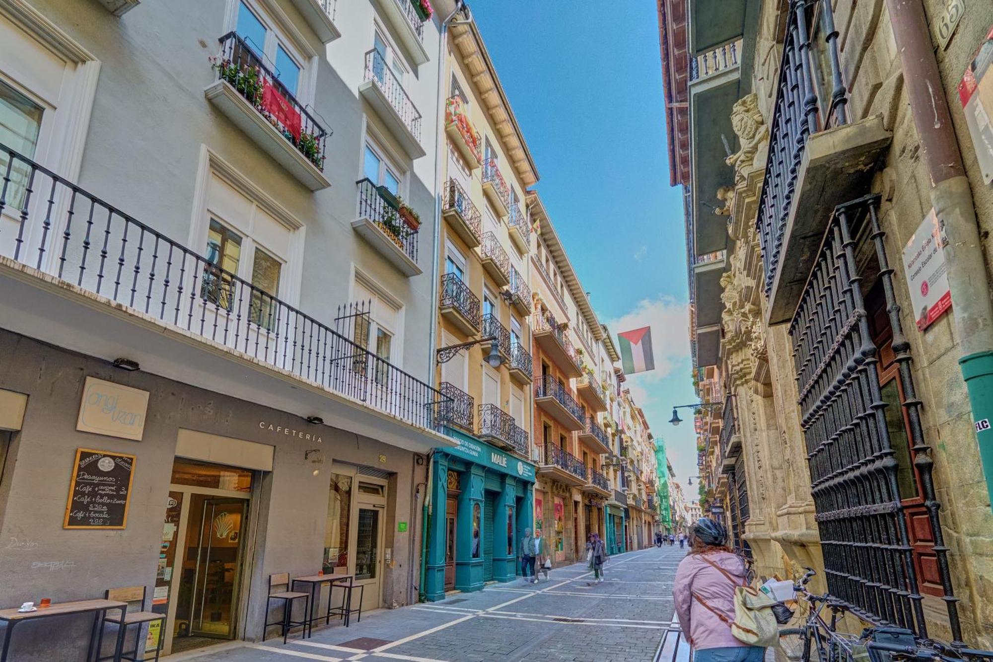 Apartamento Balcon Del Arte By Clabao Pamplona Dış mekan fotoğraf
